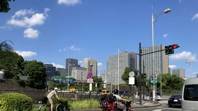 東京駅丸の内ビル群